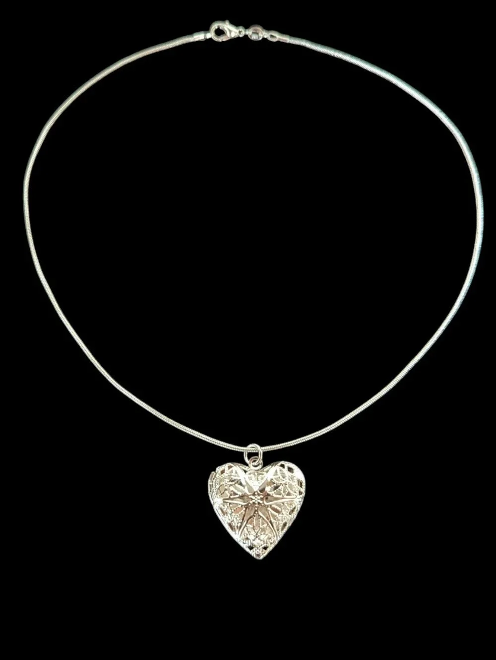 925 Silver Heart Locket Pendant Necklace Intricate Jewelry
